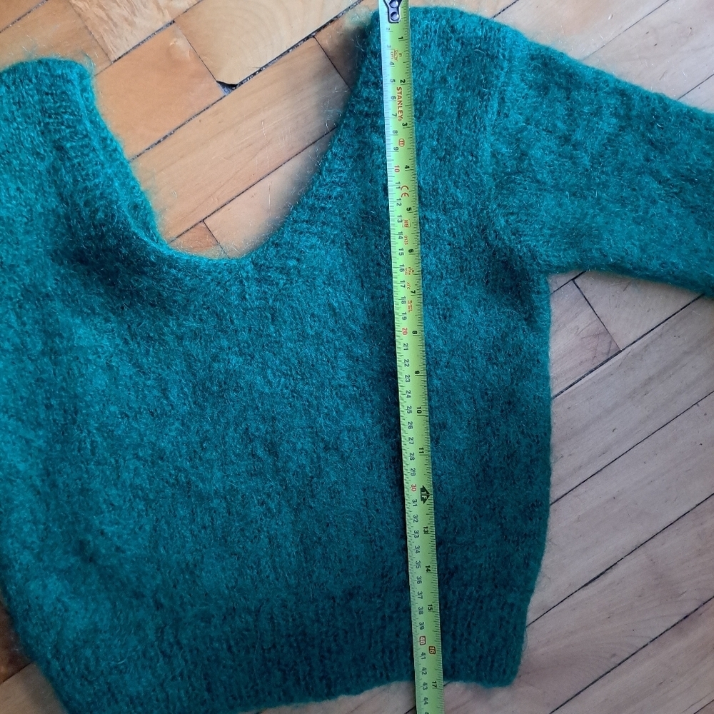 Perry Ellis Soft Fuzzy Mohair Sweater • 80s/90s Vintage Style • XS Petite - Picture 9 of 9